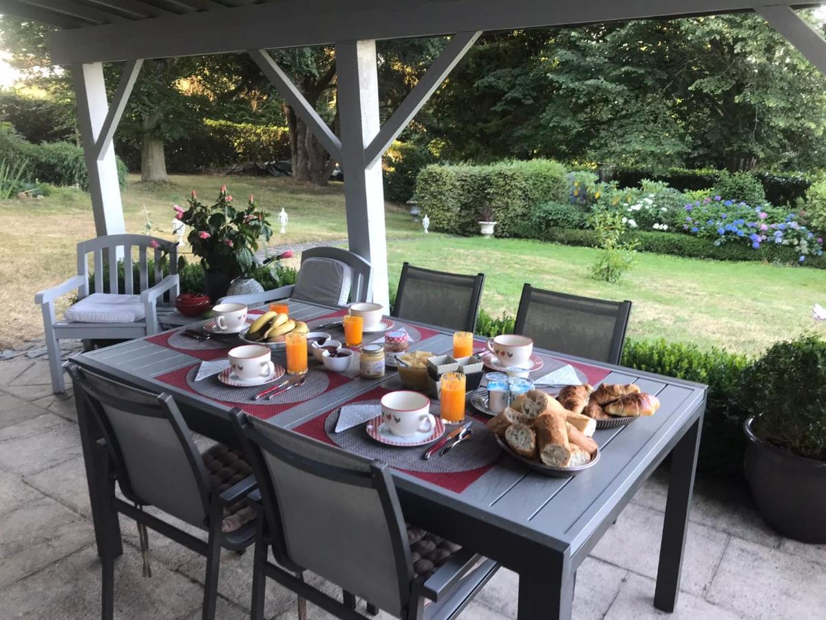 Les Chaumieres Du Pays D'Auge Acomodação com café da manhã Le Breuil-en-Auge Exterior foto